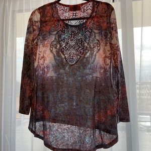 Long sleeve t-shirt with lace backing